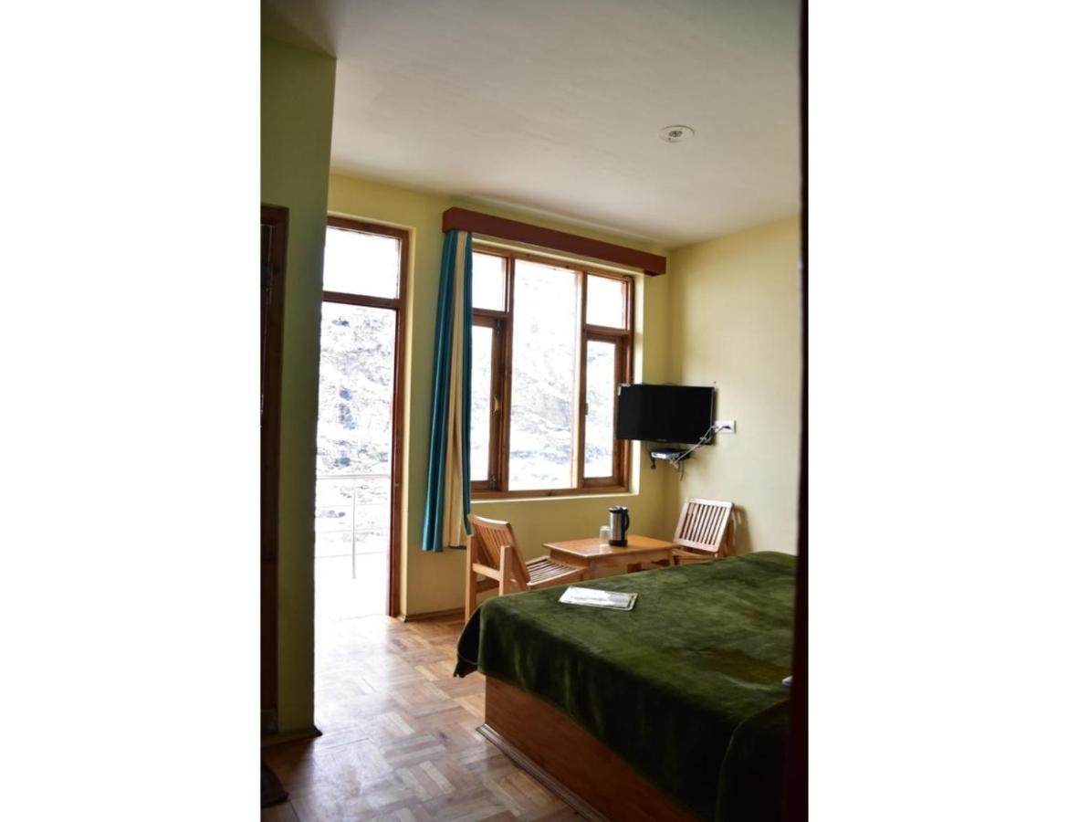 Hotel Peak View, Lahaul Sissu Esterno foto