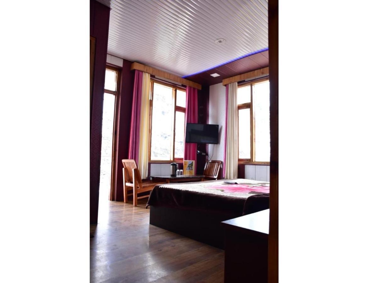 Hotel Peak View, Lahaul Sissu Esterno foto