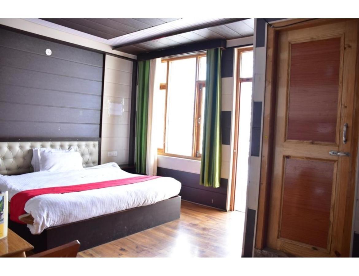 Hotel Peak View, Lahaul Sissu Esterno foto