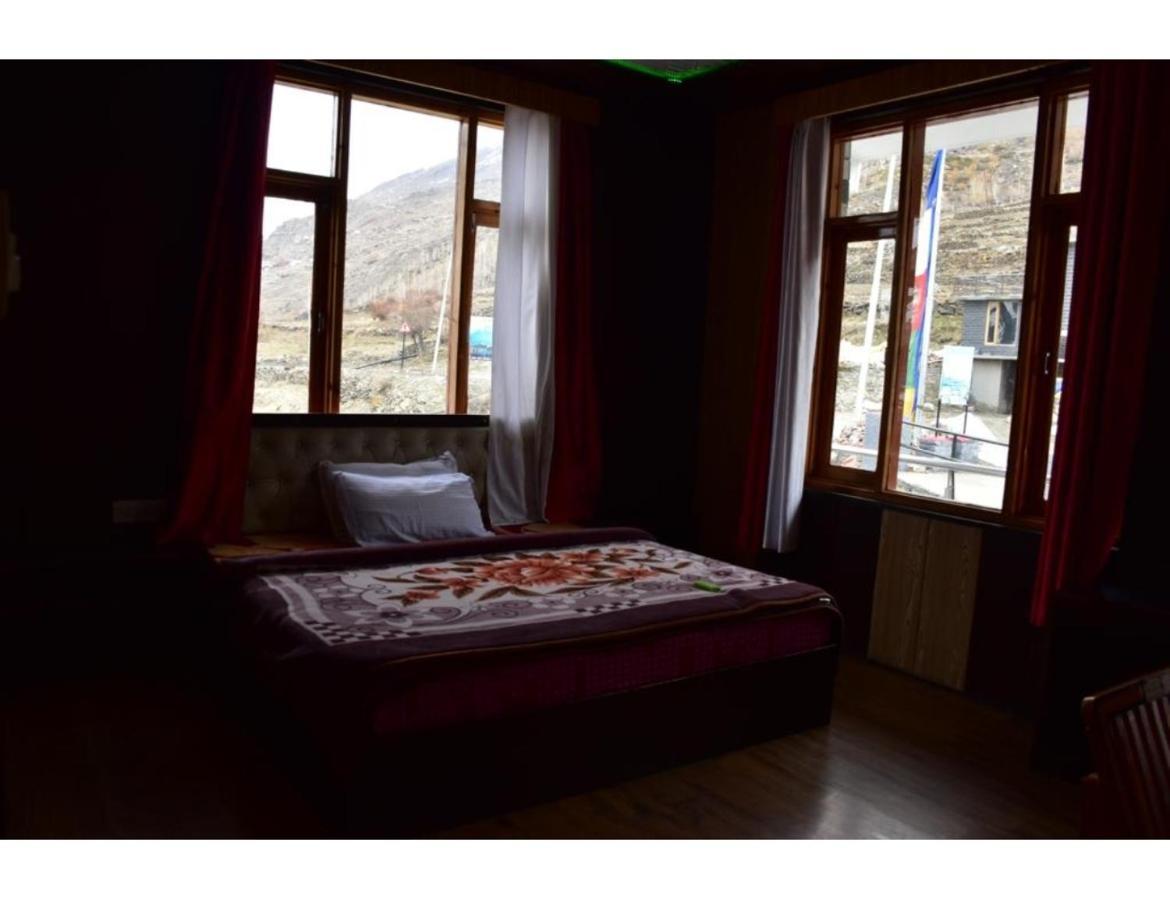 Hotel Peak View, Lahaul Sissu Esterno foto