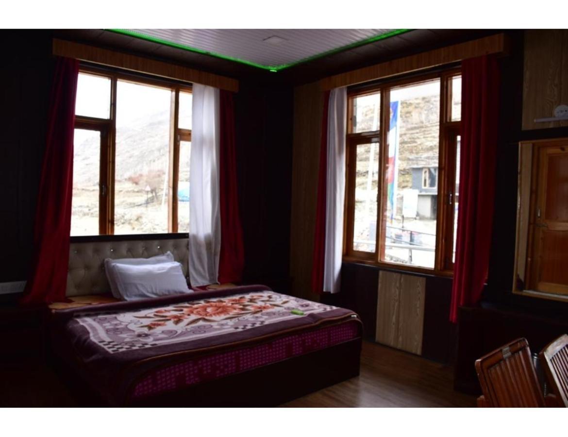 Hotel Peak View, Lahaul Sissu Esterno foto