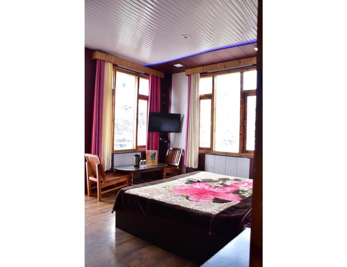 Hotel Peak View, Lahaul Sissu Esterno foto